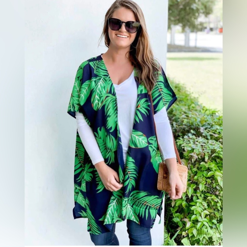 Do Everything In Love Lightweight Palm Leaf Print Kimono